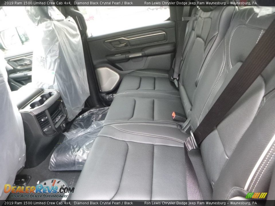 2019 Ram 1500 Limited Crew Cab 4x4 Diamond Black Crystal Pearl / Black Photo #13