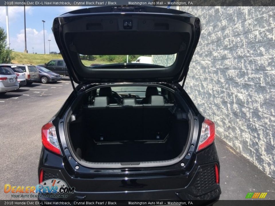 2018 Honda Civic EX-L Navi Hatchback Crystal Black Pearl / Black Photo #24