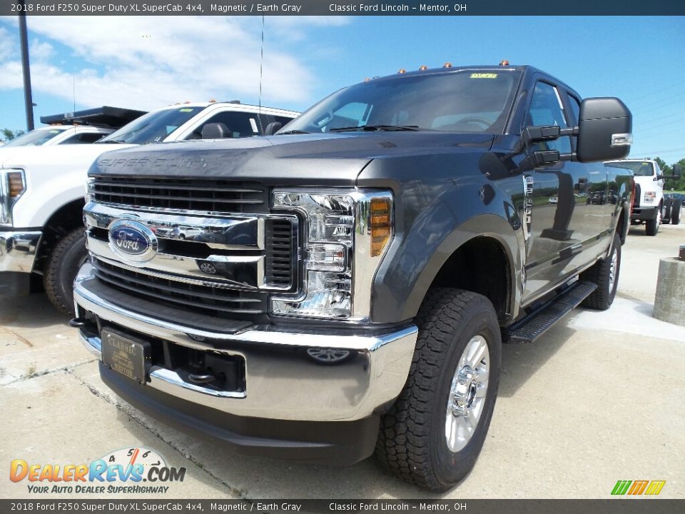 2018 Ford F250 Super Duty XL SuperCab 4x4 Magnetic / Earth Gray Photo #1