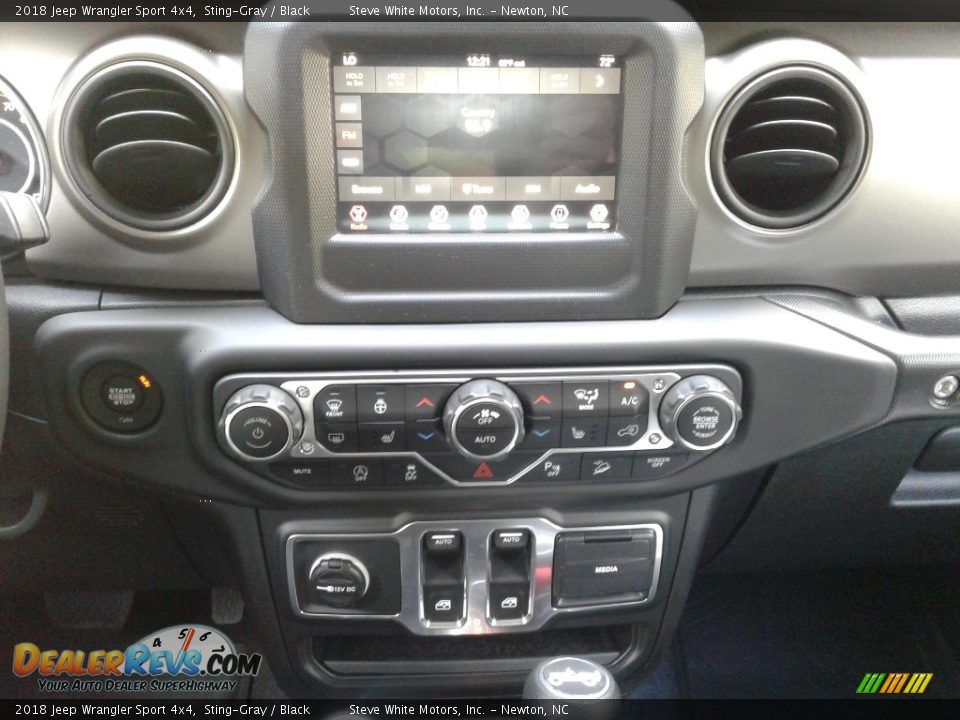 2018 Jeep Wrangler Sport 4x4 Sting-Gray / Black Photo #19
