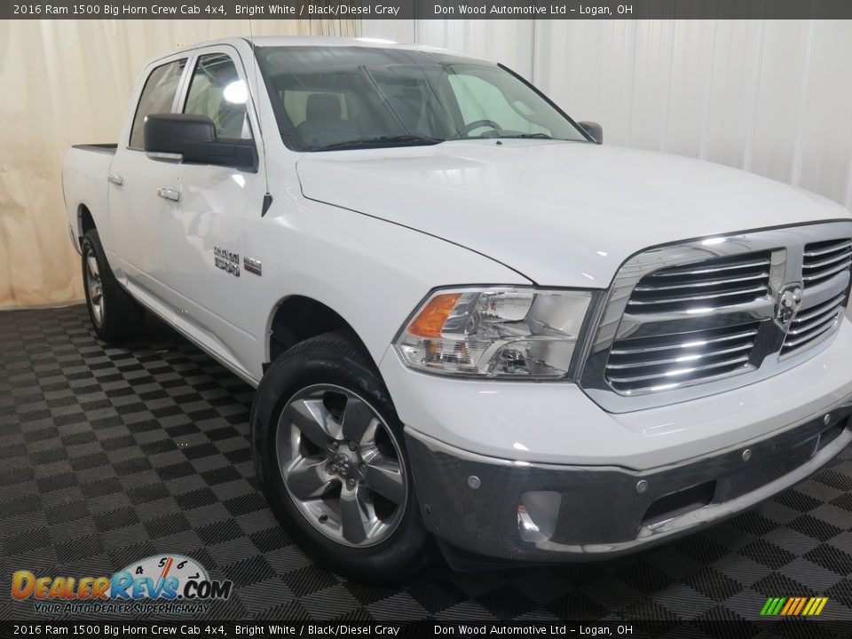2016 Ram 1500 Big Horn Crew Cab 4x4 Bright White / Black/Diesel Gray Photo #4
