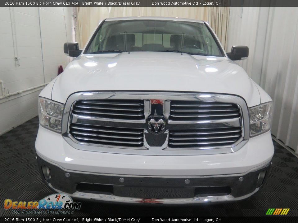 2016 Ram 1500 Big Horn Crew Cab 4x4 Bright White / Black/Diesel Gray Photo #5