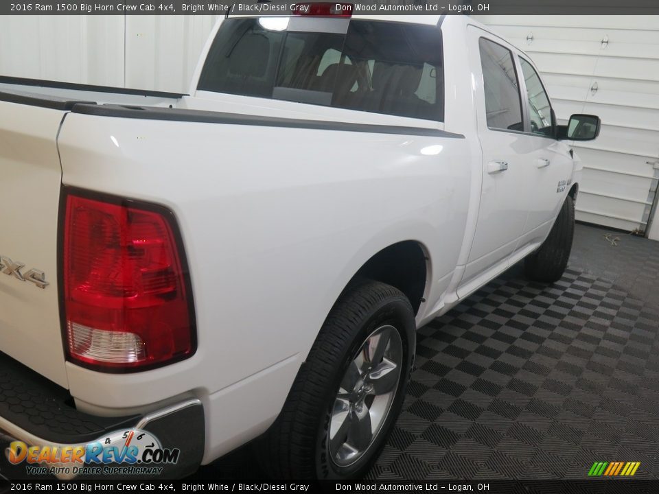 2016 Ram 1500 Big Horn Crew Cab 4x4 Bright White / Black/Diesel Gray Photo #8