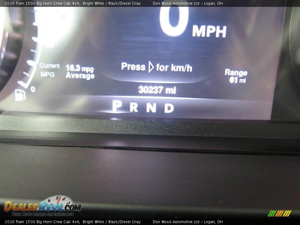 2016 Ram 1500 Big Horn Crew Cab 4x4 Bright White / Black/Diesel Gray Photo #16