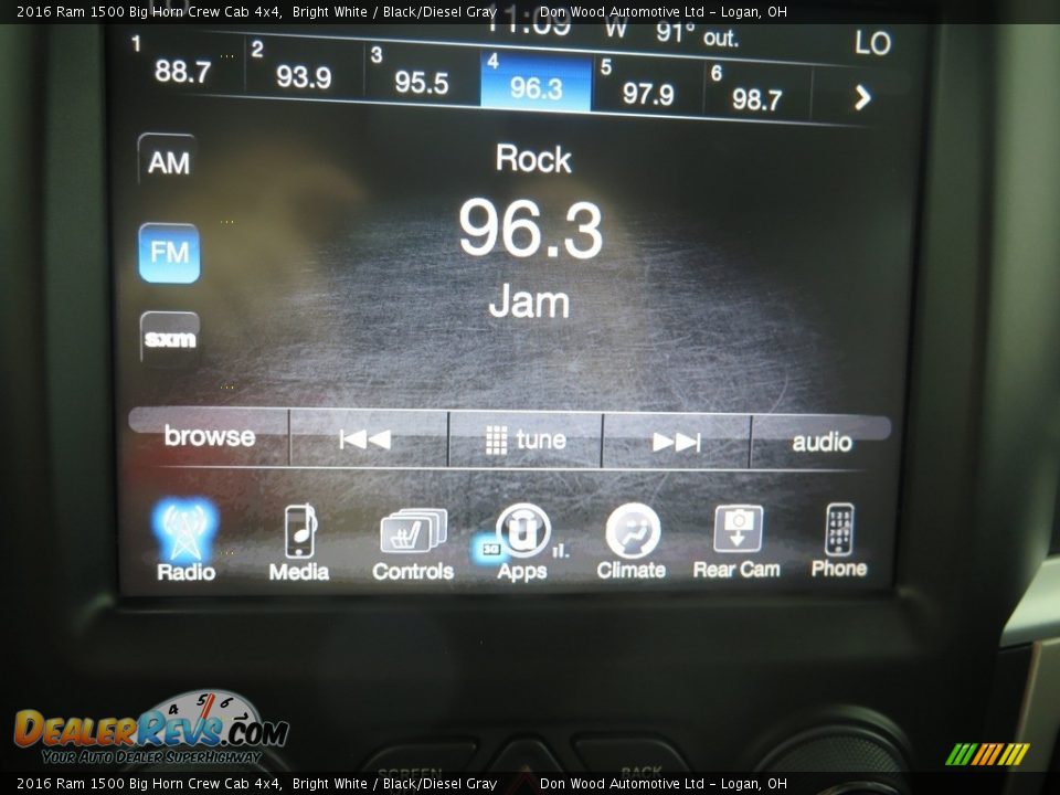 2016 Ram 1500 Big Horn Crew Cab 4x4 Bright White / Black/Diesel Gray Photo #18