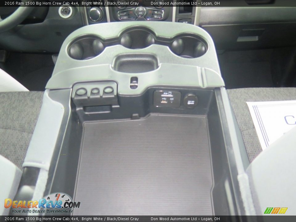 2016 Ram 1500 Big Horn Crew Cab 4x4 Bright White / Black/Diesel Gray Photo #20