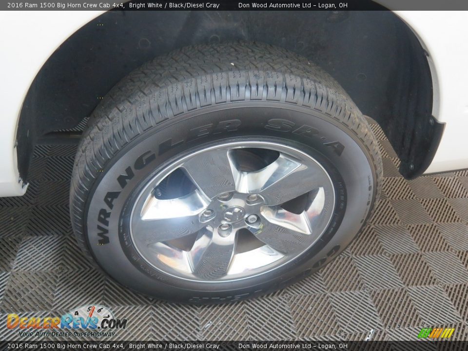 2016 Ram 1500 Big Horn Crew Cab 4x4 Bright White / Black/Diesel Gray Photo #23