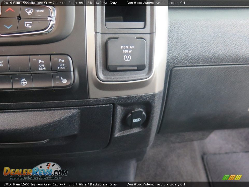 2016 Ram 1500 Big Horn Crew Cab 4x4 Bright White / Black/Diesel Gray Photo #32