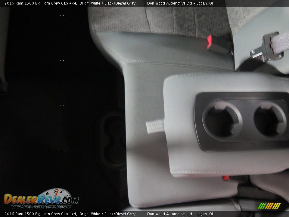 2016 Ram 1500 Big Horn Crew Cab 4x4 Bright White / Black/Diesel Gray Photo #35