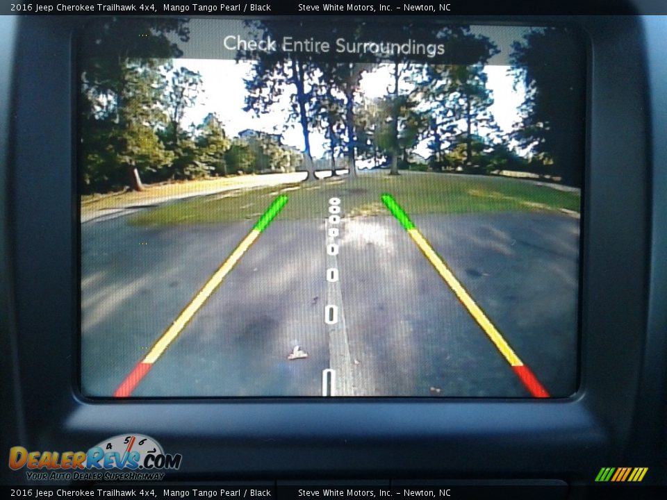 2016 Jeep Cherokee Trailhawk 4x4 Mango Tango Pearl / Black Photo #22