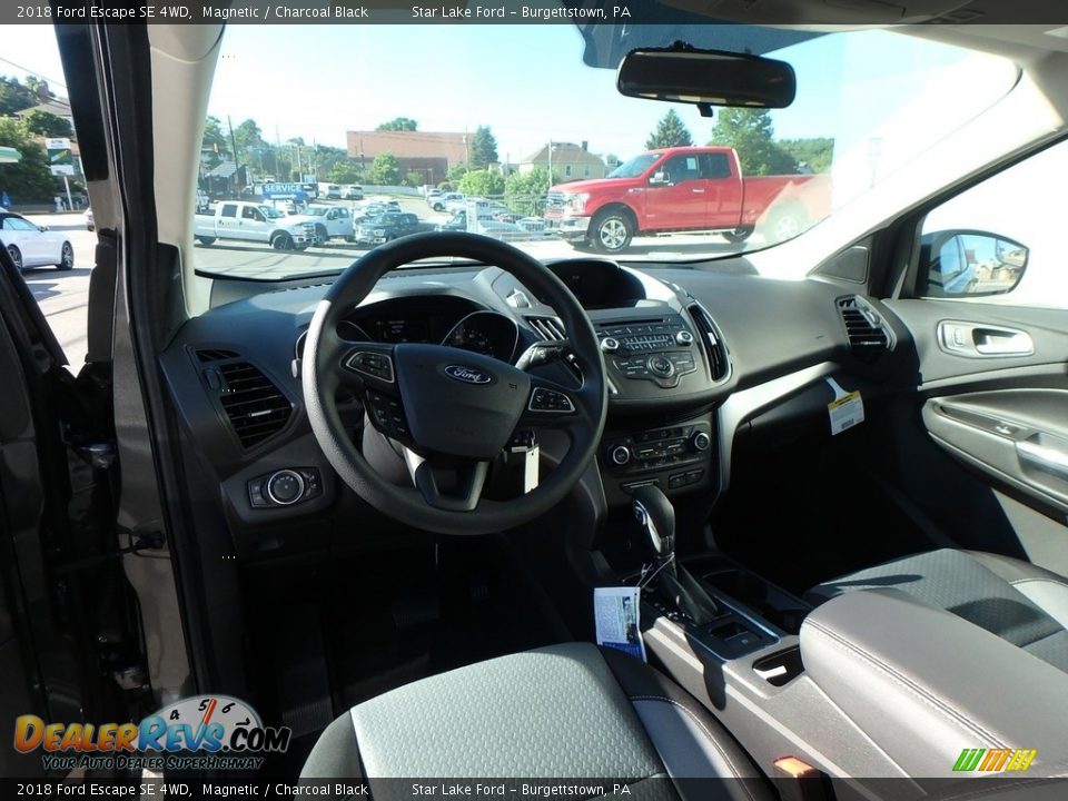 2018 Ford Escape SE 4WD Magnetic / Charcoal Black Photo #12