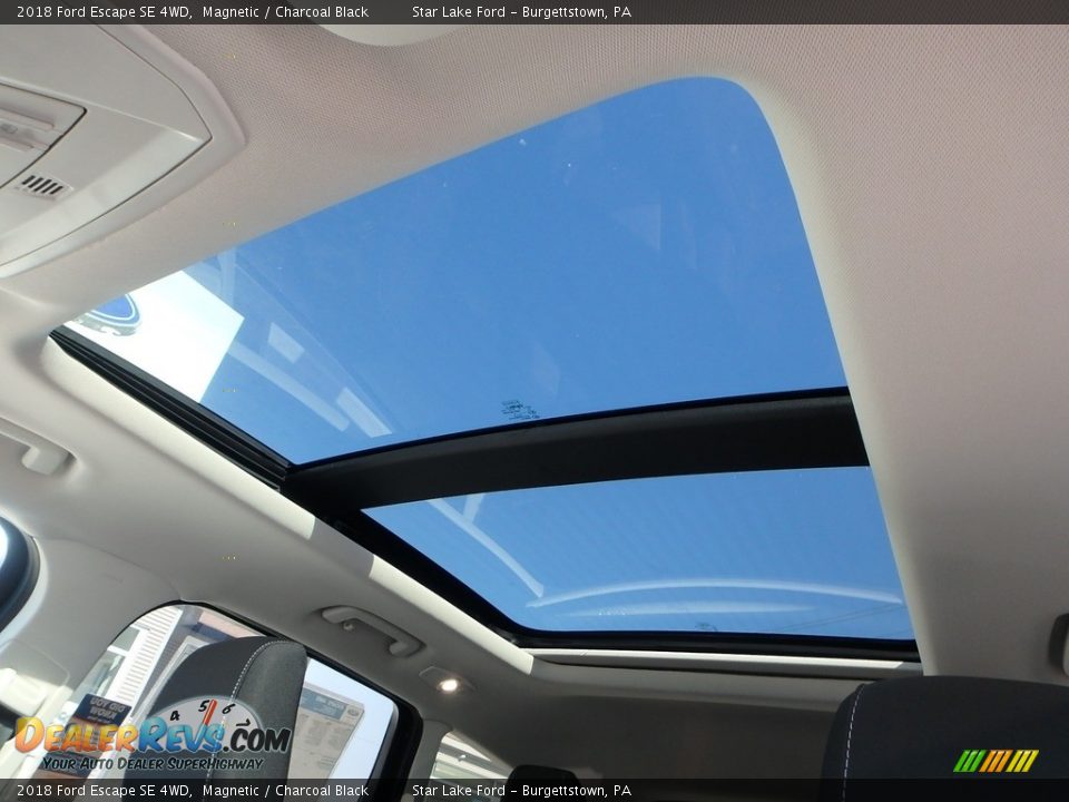 2018 Ford Escape SE 4WD Magnetic / Charcoal Black Photo #16