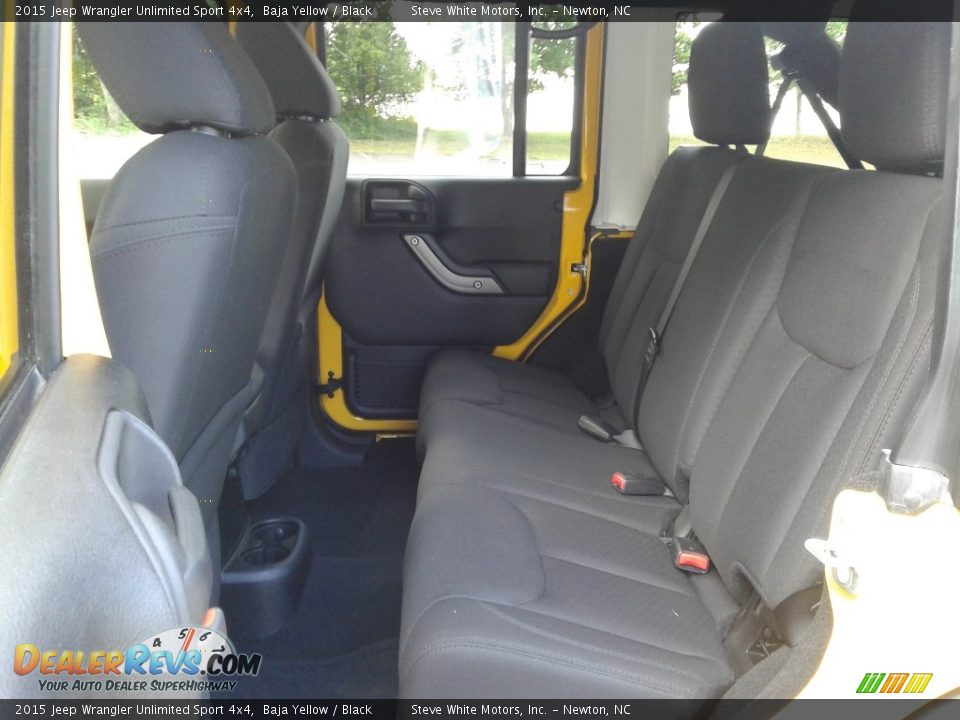 2015 Jeep Wrangler Unlimited Sport 4x4 Baja Yellow / Black Photo #11