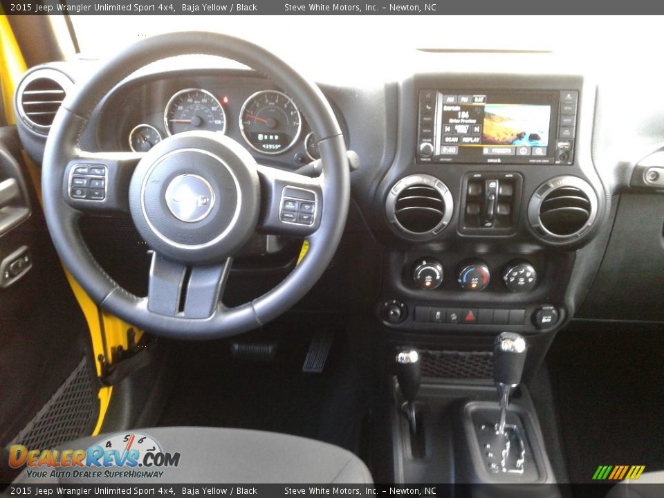 2015 Jeep Wrangler Unlimited Sport 4x4 Baja Yellow / Black Photo #27