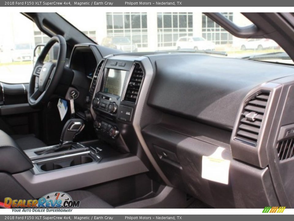 2018 Ford F150 XLT SuperCrew 4x4 Magnetic / Earth Gray Photo #32