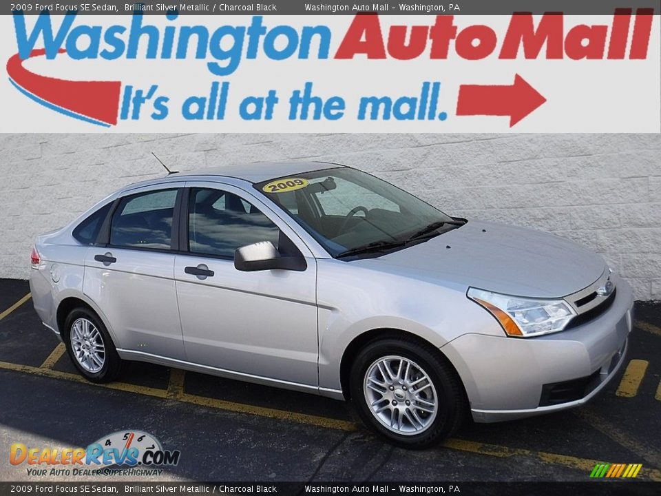 2009 Ford Focus SE Sedan Brilliant Silver Metallic / Charcoal Black Photo #1