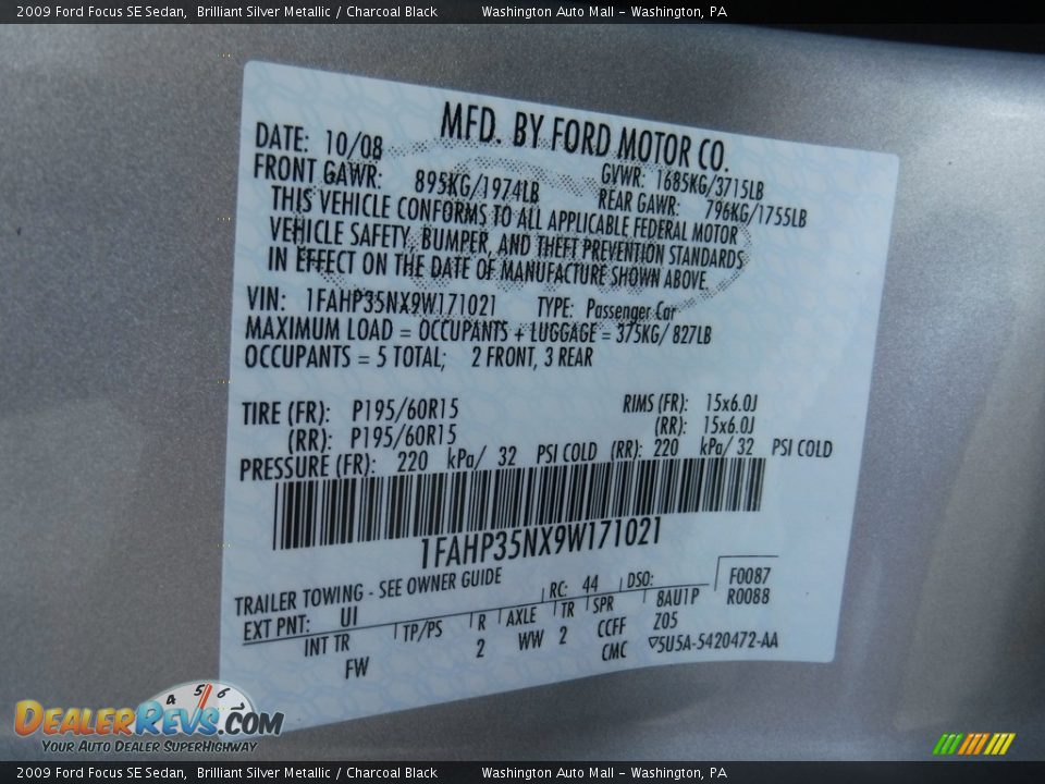 2009 Ford Focus SE Sedan Brilliant Silver Metallic / Charcoal Black Photo #19