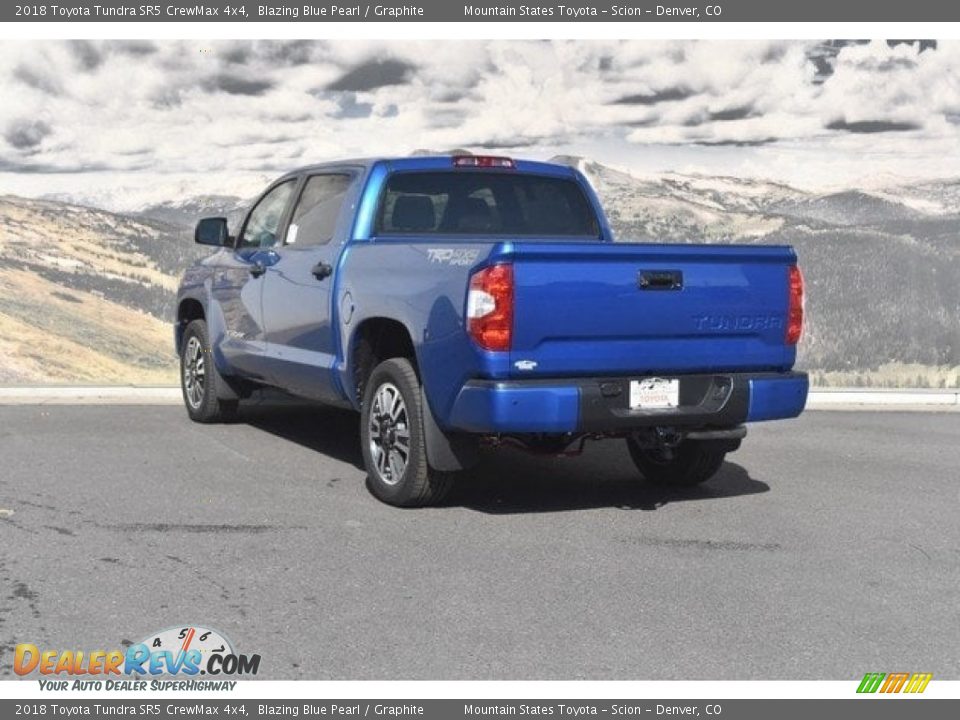 2018 Toyota Tundra SR5 CrewMax 4x4 Blazing Blue Pearl / Graphite Photo #3