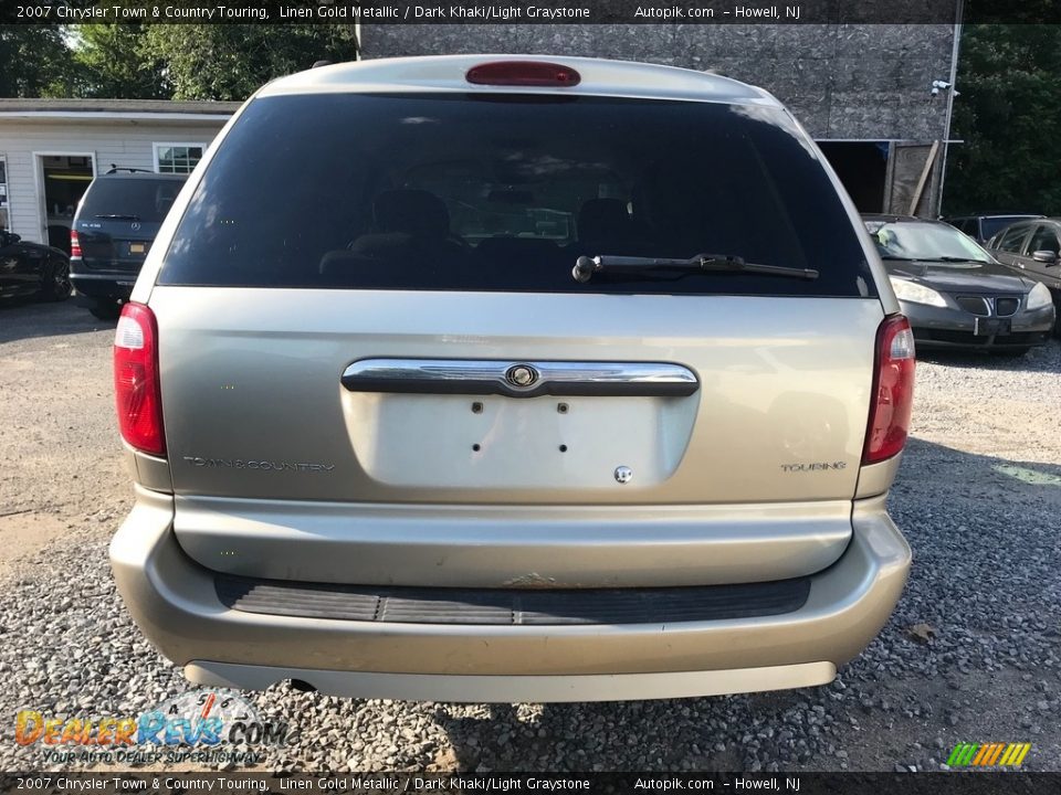 2007 Chrysler Town & Country Touring Linen Gold Metallic / Dark Khaki/Light Graystone Photo #5