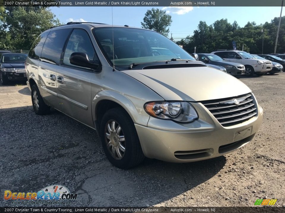 2007 Chrysler Town & Country Touring Linen Gold Metallic / Dark Khaki/Light Graystone Photo #8