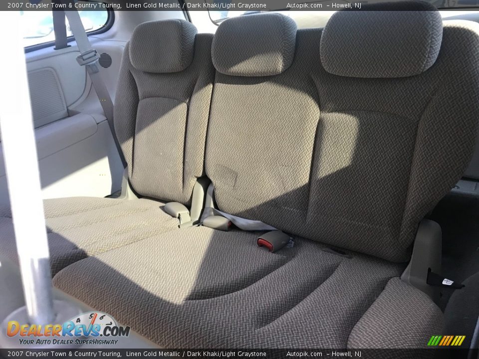 2007 Chrysler Town & Country Touring Linen Gold Metallic / Dark Khaki/Light Graystone Photo #13