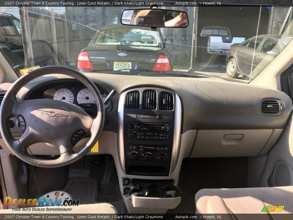 2007 Chrysler Town & Country Touring Linen Gold Metallic / Dark Khaki/Light Graystone Photo #14