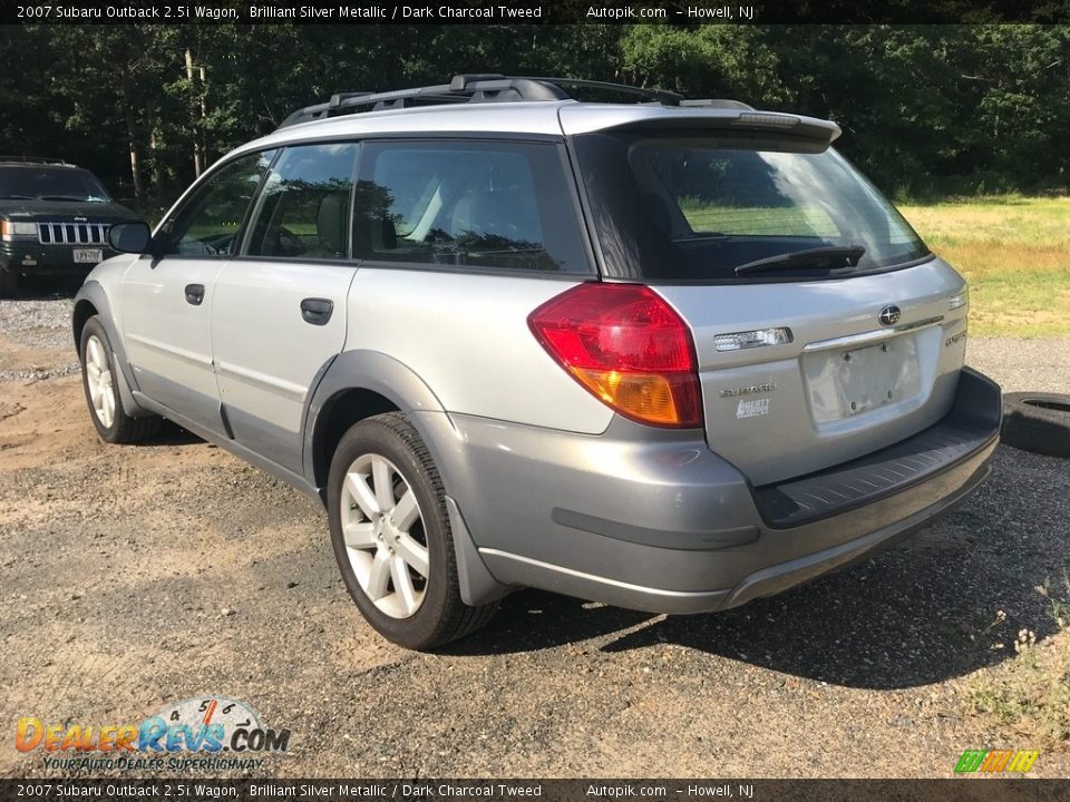 2007 Subaru Outback 2.5i Wagon Brilliant Silver Metallic / Dark Charcoal Tweed Photo #3