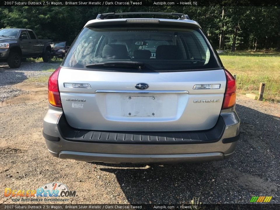 2007 Subaru Outback 2.5i Wagon Brilliant Silver Metallic / Dark Charcoal Tweed Photo #4