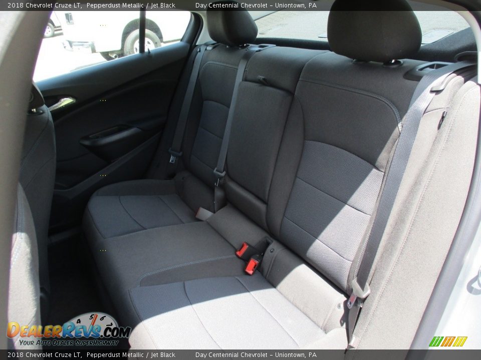 2018 Chevrolet Cruze LT Pepperdust Metallic / Jet Black Photo #12