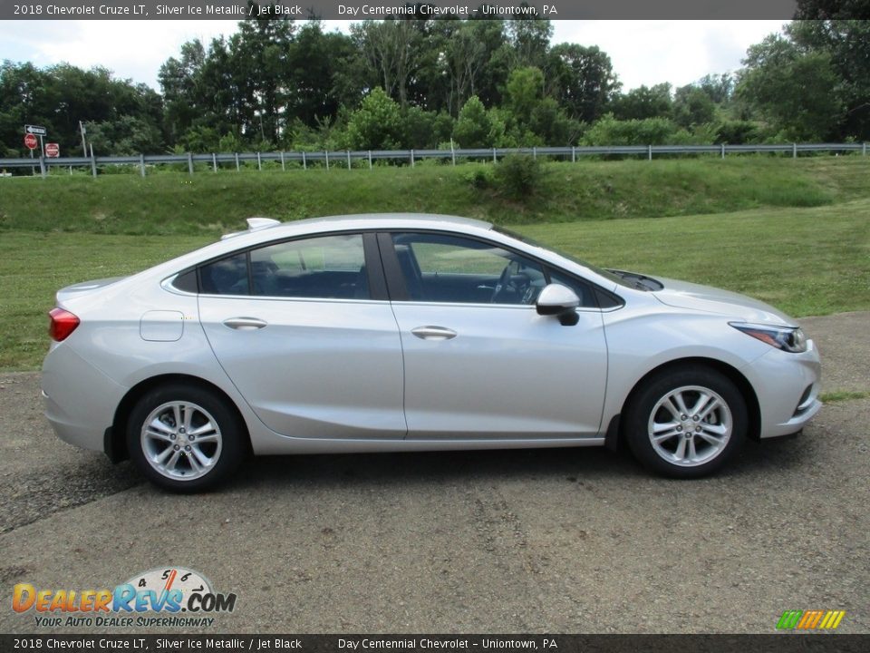 2018 Chevrolet Cruze LT Silver Ice Metallic / Jet Black Photo #2