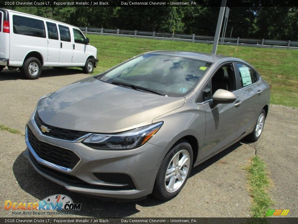 2018 Chevrolet Cruze LT Pepperdust Metallic / Jet Black Photo #4