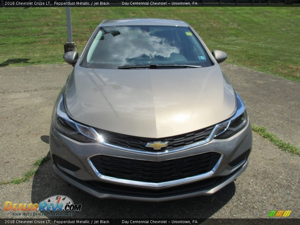 2018 Chevrolet Cruze LT Pepperdust Metallic / Jet Black Photo #5