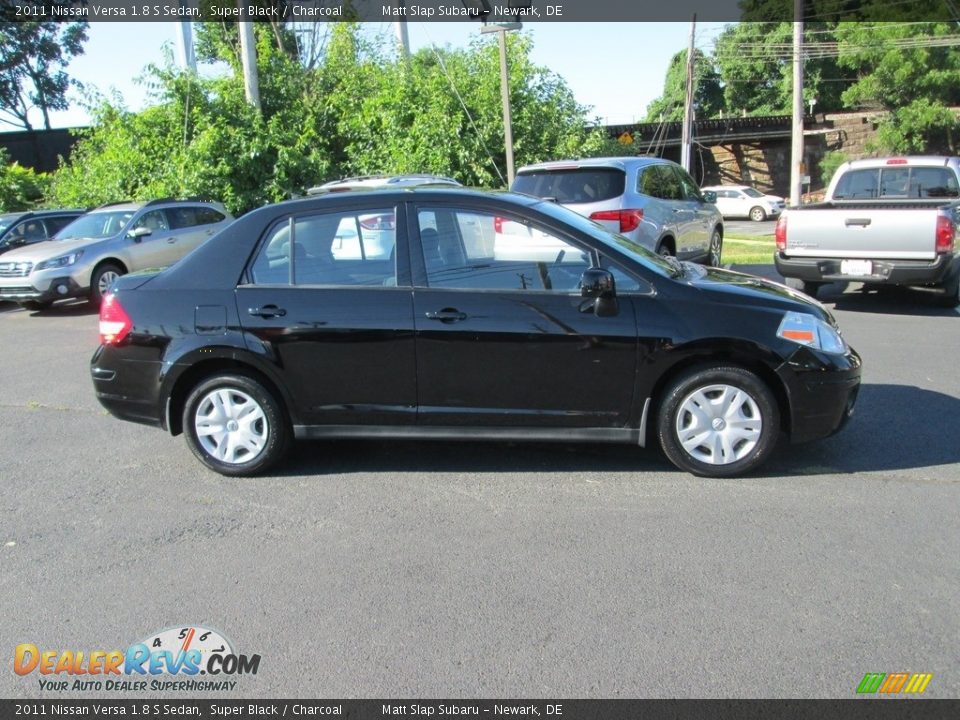 2011 Nissan Versa 1.8 S Sedan Super Black / Charcoal Photo #5