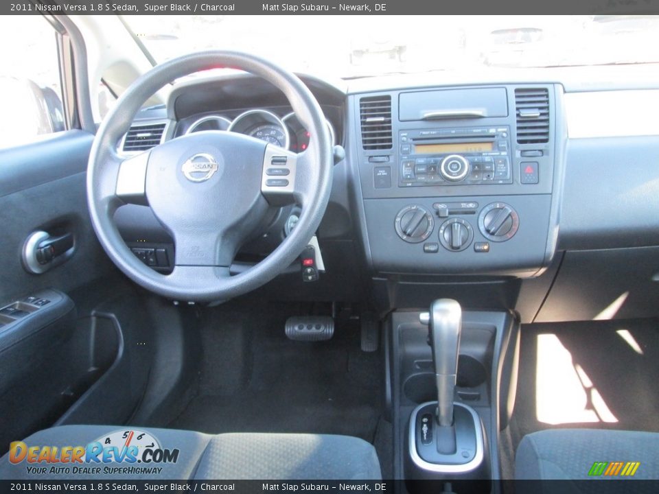 2011 Nissan Versa 1.8 S Sedan Super Black / Charcoal Photo #10