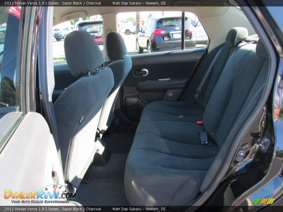 2011 Nissan Versa 1.8 S Sedan Super Black / Charcoal Photo #20
