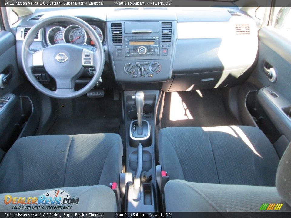 2011 Nissan Versa 1.8 S Sedan Super Black / Charcoal Photo #23