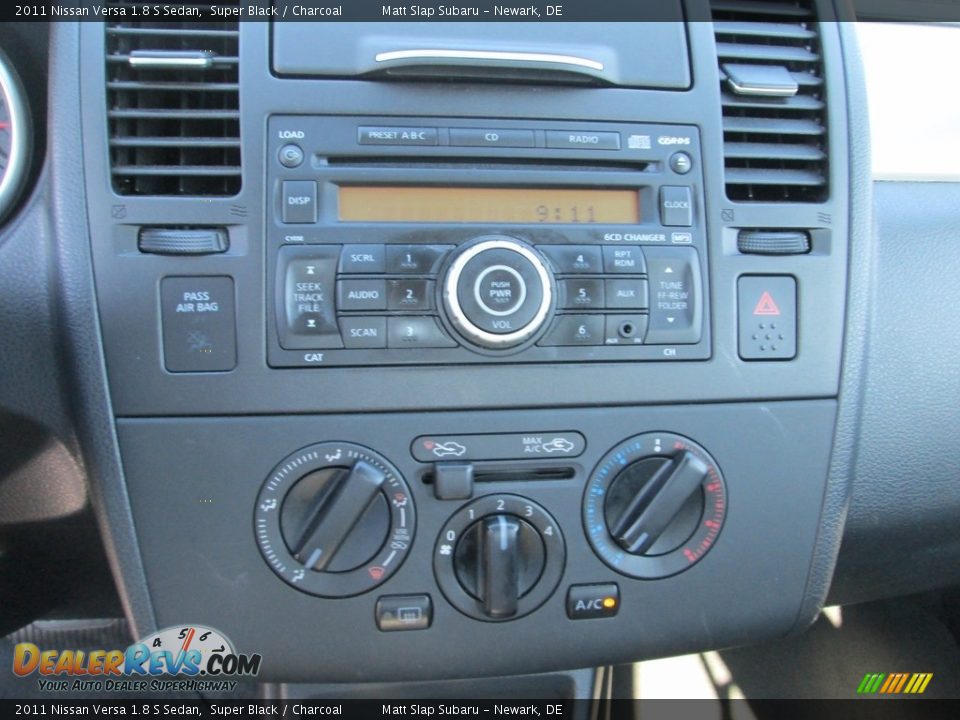 2011 Nissan Versa 1.8 S Sedan Super Black / Charcoal Photo #24