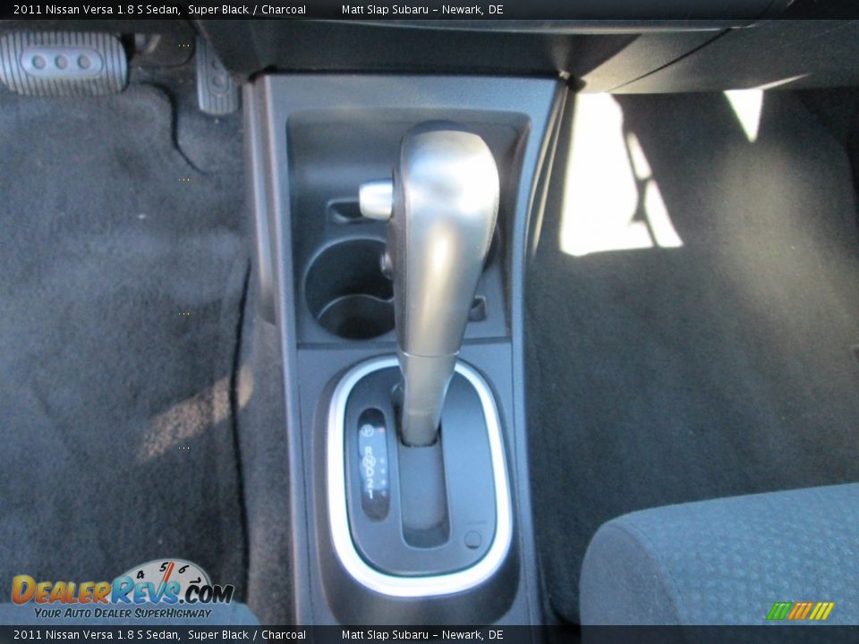 2011 Nissan Versa 1.8 S Sedan Super Black / Charcoal Photo #25