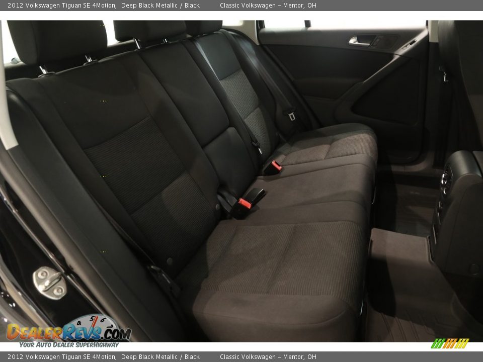 2012 Volkswagen Tiguan SE 4Motion Deep Black Metallic / Black Photo #12