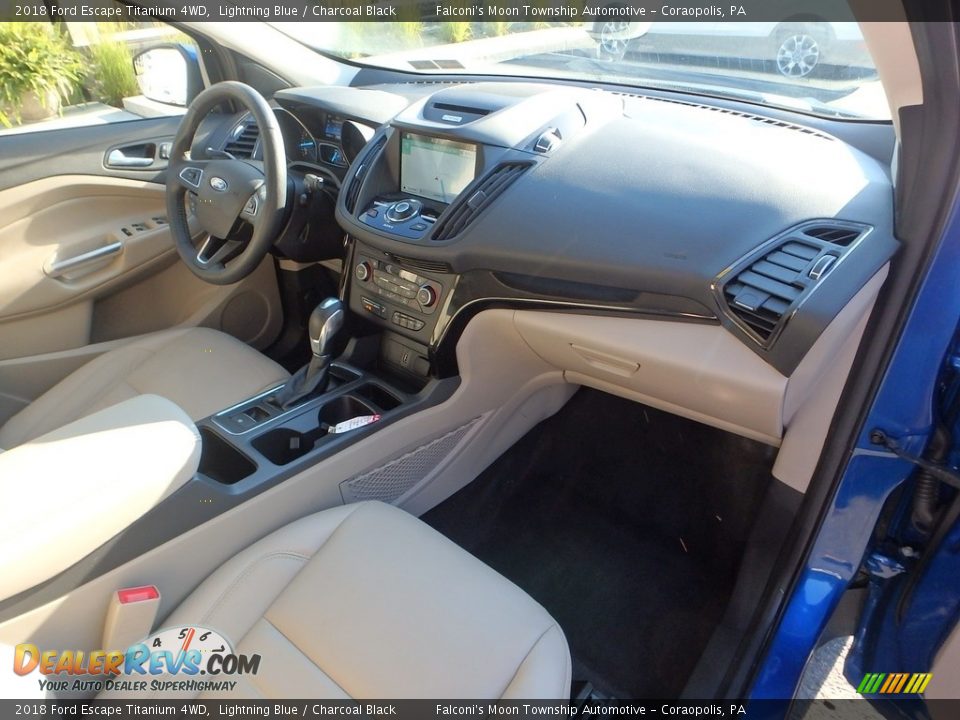 2018 Ford Escape Titanium 4WD Lightning Blue / Charcoal Black Photo #12