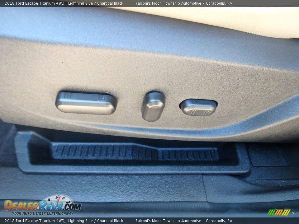 2018 Ford Escape Titanium 4WD Lightning Blue / Charcoal Black Photo #19