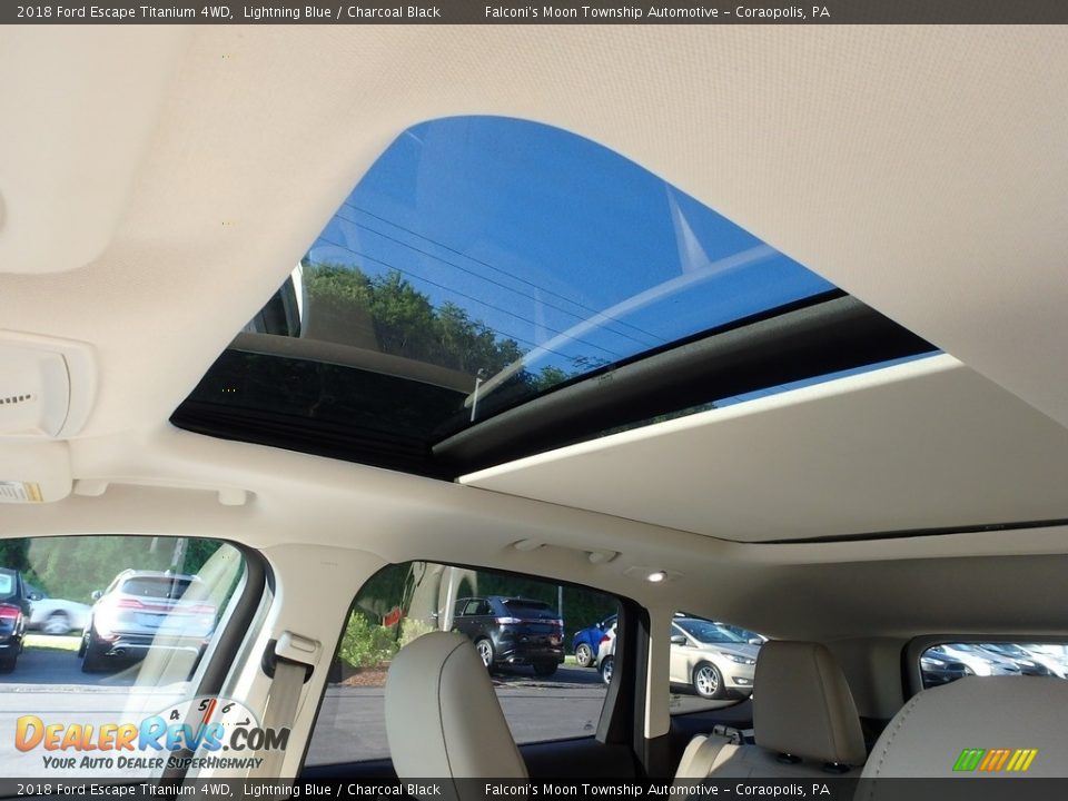 2018 Ford Escape Titanium 4WD Lightning Blue / Charcoal Black Photo #20
