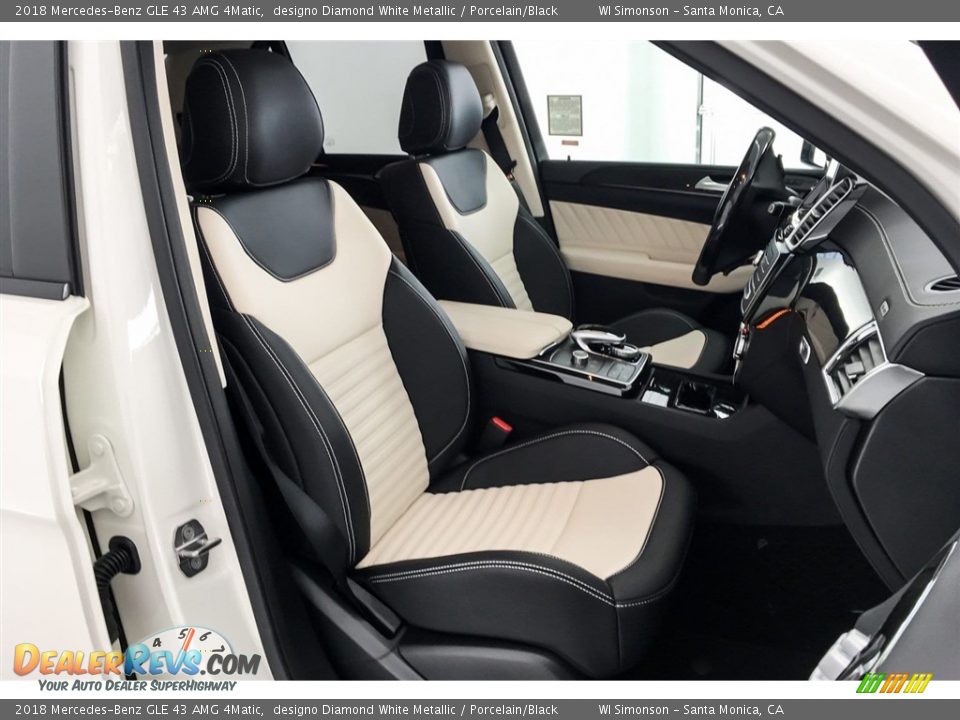 Porcelain/Black Interior - 2018 Mercedes-Benz GLE 43 AMG 4Matic Photo #2