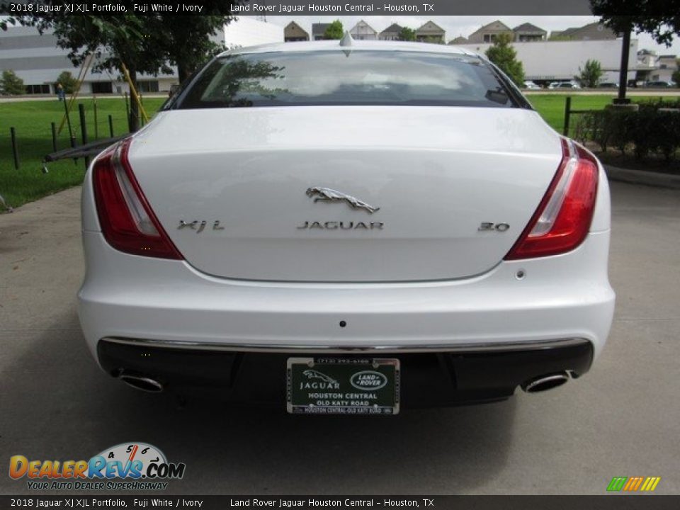 2018 Jaguar XJ XJL Portfolio Fuji White / Ivory Photo #7
