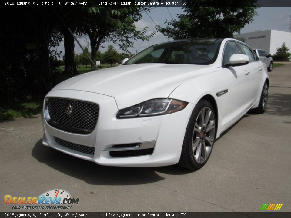 2018 Jaguar XJ XJL Portfolio Fuji White / Ivory Photo #9