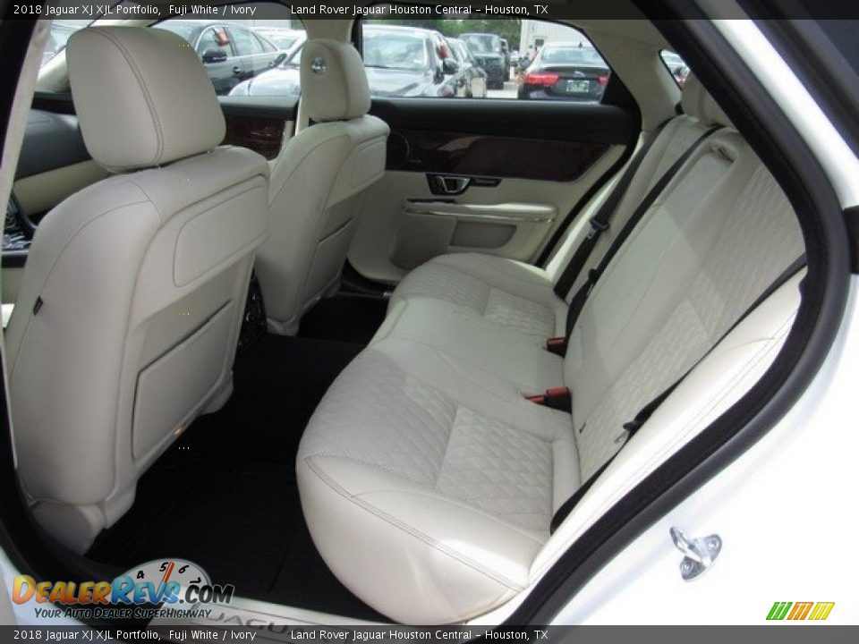 2018 Jaguar XJ XJL Portfolio Fuji White / Ivory Photo #12