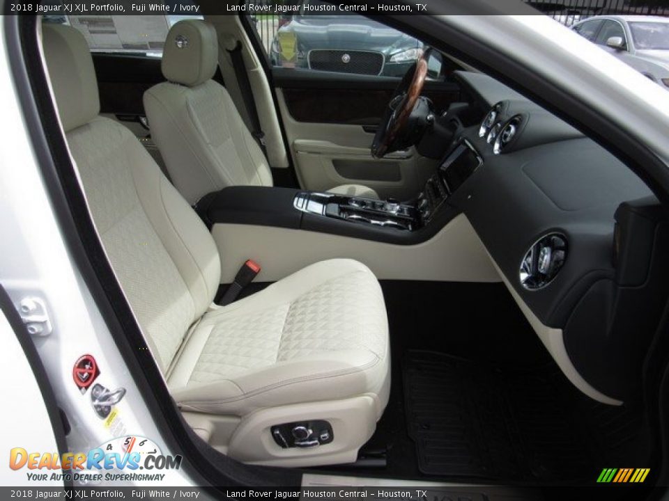 2018 Jaguar XJ XJL Portfolio Fuji White / Ivory Photo #19