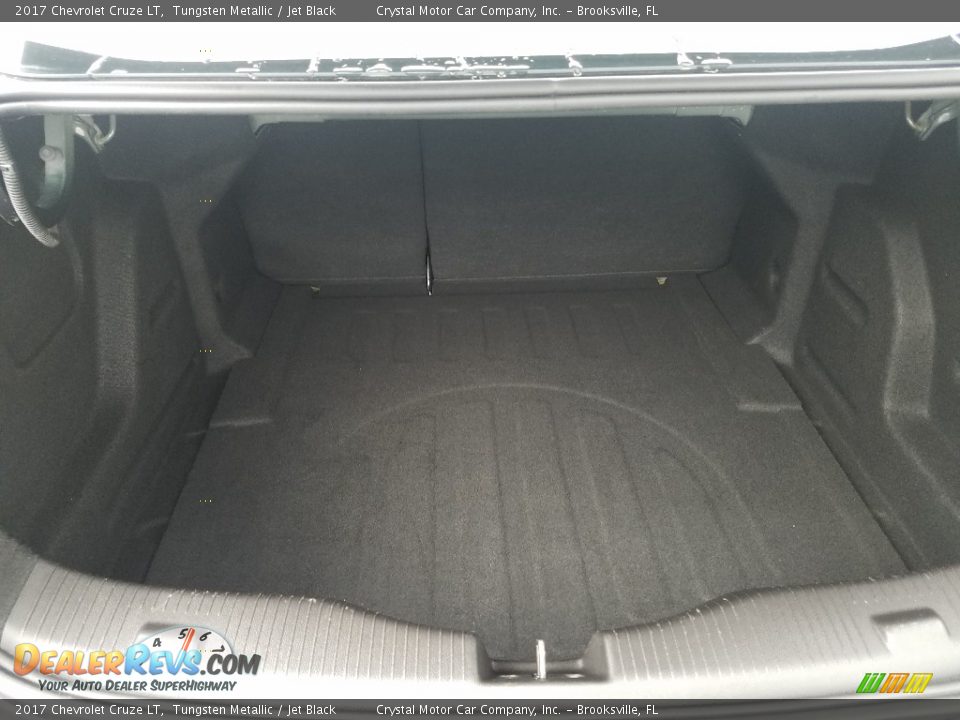 2017 Chevrolet Cruze LT Tungsten Metallic / Jet Black Photo #19