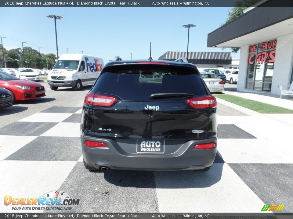 2018 Jeep Cherokee Latitude Plus 4x4 Diamond Black Crystal Pearl / Black Photo #4