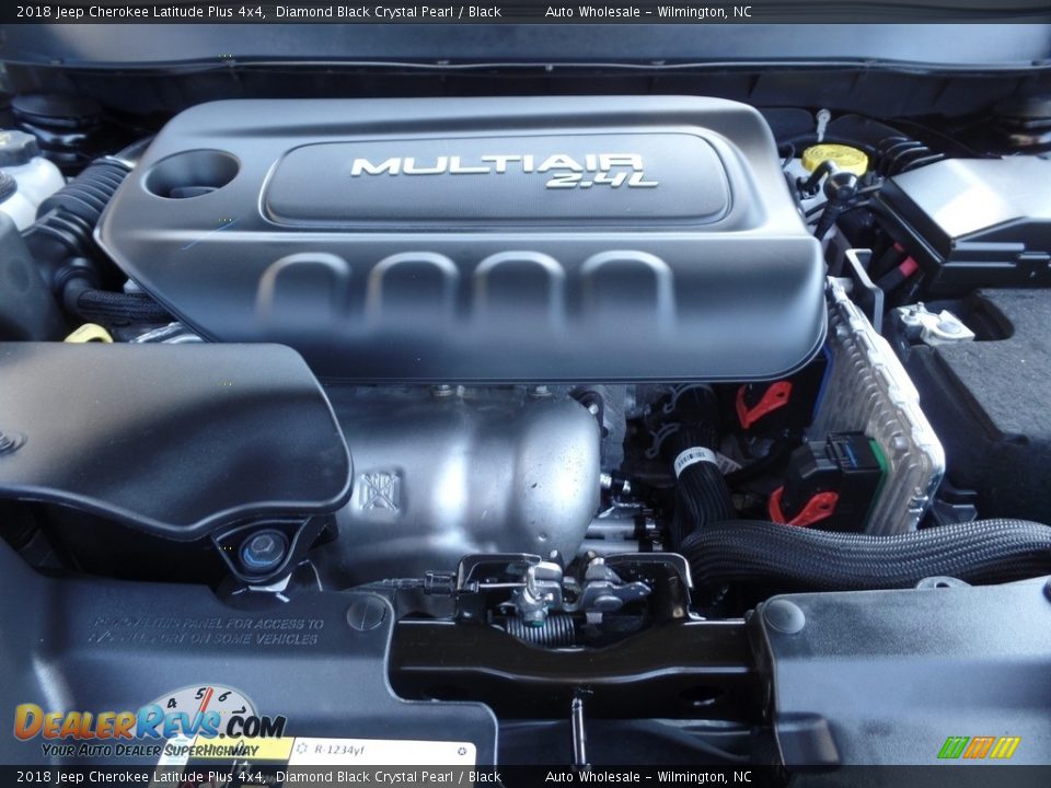 2018 Jeep Cherokee Latitude Plus 4x4 Diamond Black Crystal Pearl / Black Photo #6